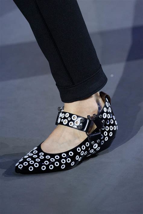 louis vuitton fall 2019 shoes|Louis Vuitton heels price.